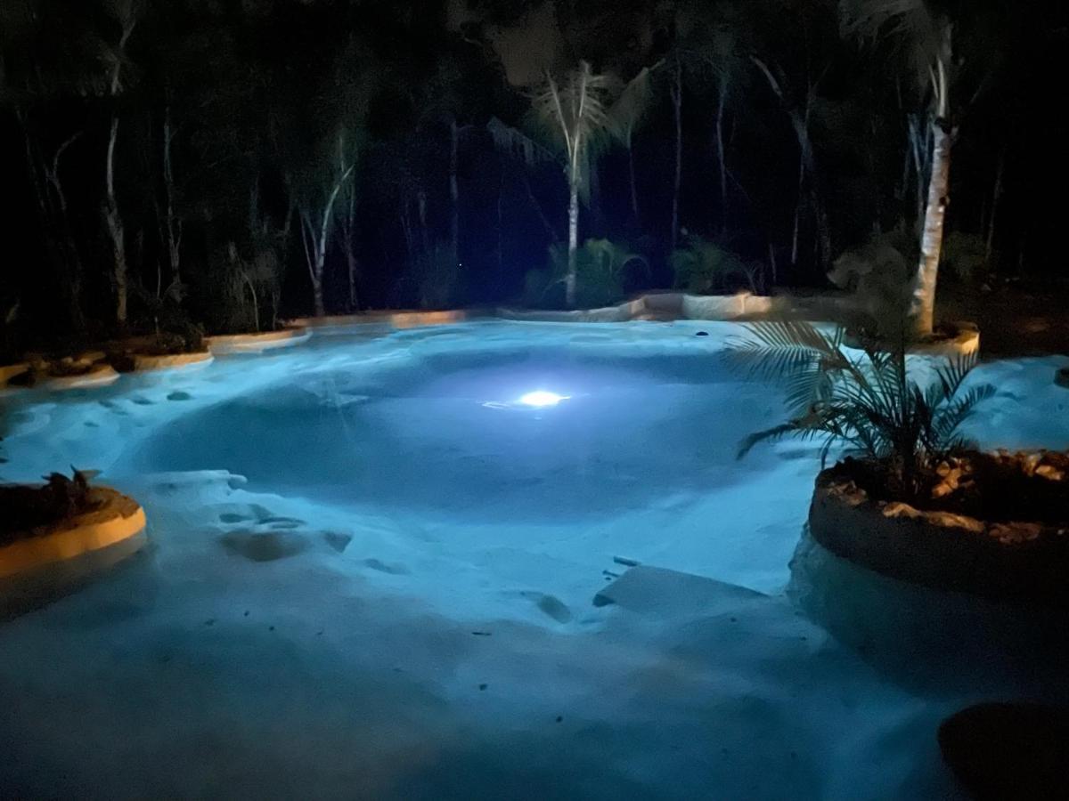 Готель Glamping Bunga Lotus Тулум Екстер'єр фото
