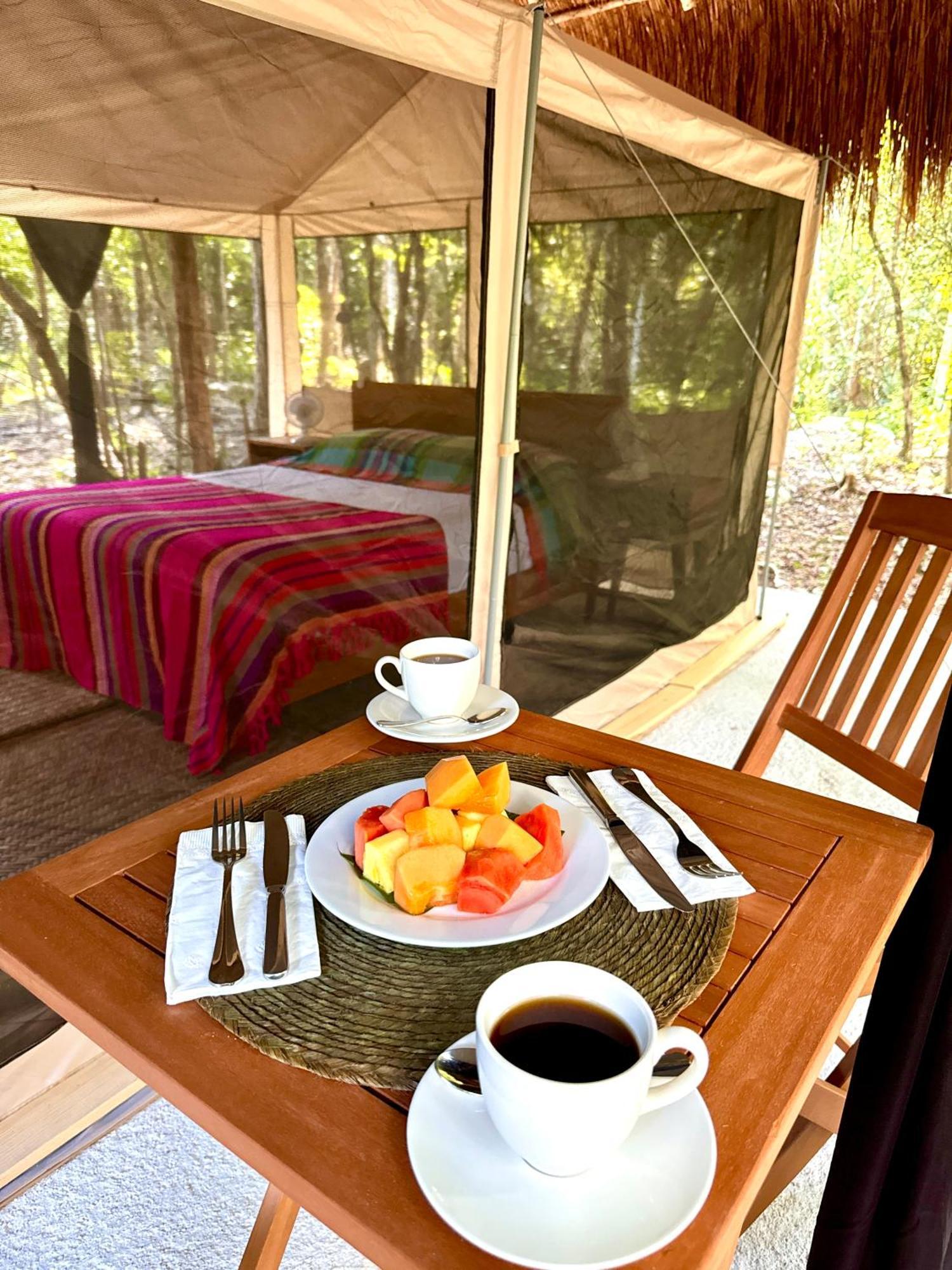 Готель Glamping Bunga Lotus Тулум Екстер'єр фото
