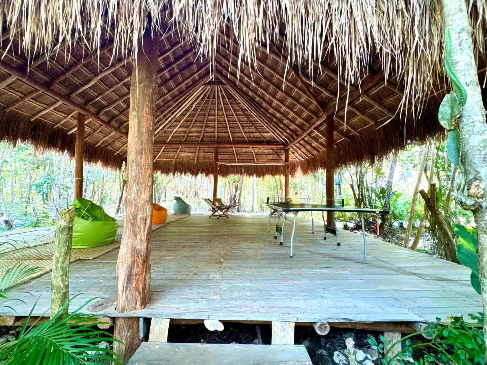 Готель Glamping Bunga Lotus Тулум Екстер'єр фото